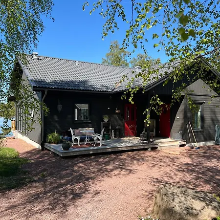 Bjoerkoe Hus * Emkarby