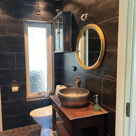 롯지 Bjoerkoe Hus Emkarby